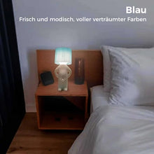 Laden Sie das Bild in den Galerie-Viewer, Eine kreative Lampe des kleinen schüchternen Mannes