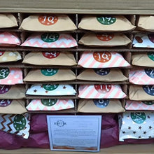 Laden Sie das Bild in den Galerie-Viewer, 2024 Der Garn-Adventskalender