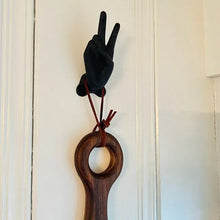 Laden Sie das Bild in den Galerie-Viewer, Lustiger Fingerhaken