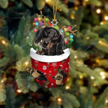 Laden Sie das Bild in den Galerie-Viewer, Niedliche Weihnachtssocken-Hundeverzierung