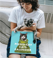 Laden Sie das Bild in den Galerie-Viewer, 2024/2025 Wütender Katzenkalender