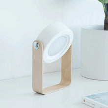 Laden Sie das Bild in den Galerie-Viewer, Faltbare Lampe in Laternenform