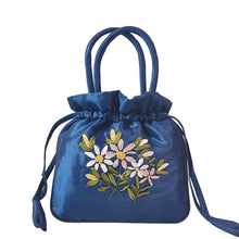 Laden Sie das Bild in den Galerie-Viewer, Beutel mit besticktem Blumenmuster