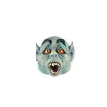 Laden Sie das Bild in den Galerie-Viewer, Horror-Kopf-Ornament aus Harz