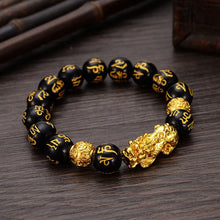 Laden Sie das Bild in den Galerie-Viewer, Pixiu 3D Obsidian Armband