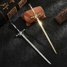 Laden Sie das Bild in den Galerie-Viewer, Vintage Schwert Haarnadel