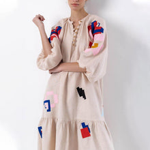 Laden Sie das Bild in den Galerie-Viewer, Bedrucktes Kleid mit Laternenärmeln