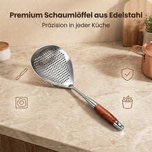 Laden Sie das Bild in den Galerie-Viewer, Edelstahl-Schaumlöffel mit Holzgriff