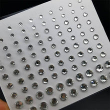 Laden Sie das Bild in den Galerie-Viewer, Gesicht  Strasssticker in verschiedenen Größen