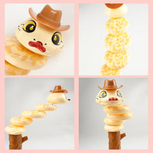 Laden Sie das Bild in den Galerie-Viewer, Gedrehte Schlange Spielzeug