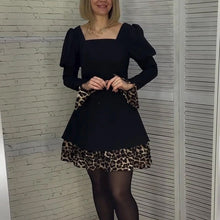 Laden Sie das Bild in den Galerie-Viewer, Elegantes Kleid mit Puffärmeln und Leopardenmuster