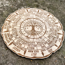 Laden Sie das Bild in den Galerie-Viewer, 💖Wheel Of The Year Holzschild - Baum des Lebens