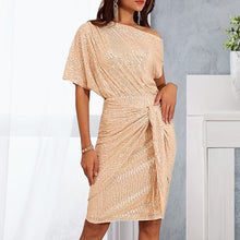 Laden Sie das Bild in den Galerie-Viewer, Schulterfreies Kleid mit Pailletten