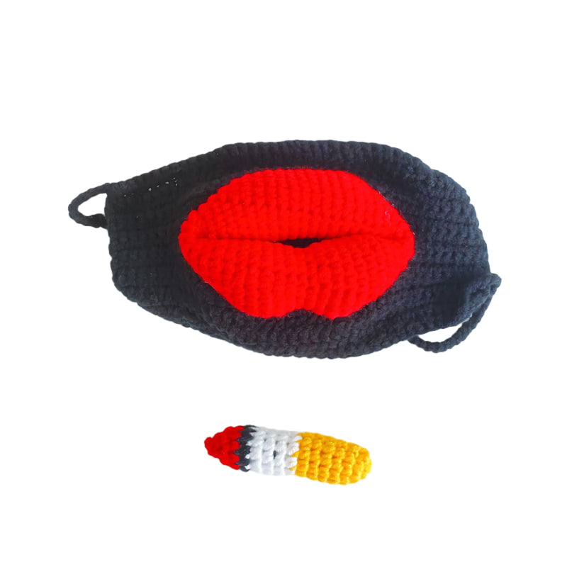 Wurstmundstück mit Zigarettenmaske