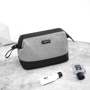 Tragbare Kosmetiktasche zur Trocken- und Nasstrennung