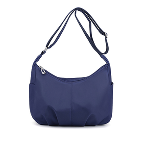 Knödeltasche aus Nylongewebe