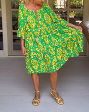 Laden Sie das Bild in den Galerie-Viewer, Bedrucktes Kleid mit losen Ärmeln