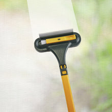 Laden Sie das Bild in den Galerie-Viewer, Reinigungsbürste für Fensternetze