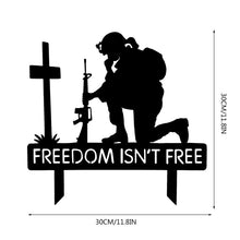 Laden Sie das Bild in den Galerie-Viewer, Gedenkstätte Soldier&#39;s Dekoration im Freien