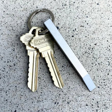 Laden Sie das Bild in den Galerie-Viewer, Heavy Duty Schlüsselanhänger Brechstange EDC Brechstange
