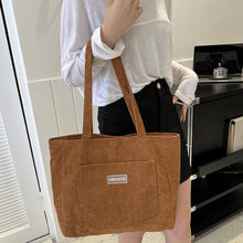 Laden Sie das Bild in den Galerie-Viewer, Cordsamt-Tasche mit großem Fassungsvermögen
