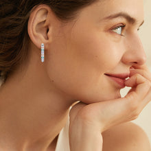 Laden Sie das Bild in den Galerie-Viewer, Modische geometrische Ohrclips mit bunten Zirkonia-Steinen
