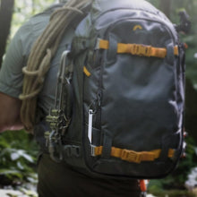 Laden Sie das Bild in den Galerie-Viewer, Heavy Duty Schlüsselanhänger Brechstange EDC Brechstange
