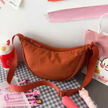 Laden Sie das Bild in den Galerie-Viewer, Einfache Damen Knödel Crossbody Tasche