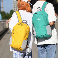 Laden Sie das Bild in den Galerie-Viewer, Wasserdichter leichter Reiserucksack