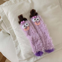 Laden Sie das Bild in den Galerie-Viewer, Warme bequeme flauschige Cartoon-Monstersocken