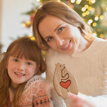 Laden Sie das Bild in den Galerie-Viewer, DIY Holzpuzzle Ornament