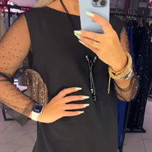Laden Sie das Bild in den Galerie-Viewer, Kleid mit Rundhalsausschnitt, transparentem Netzstoff und Nähten