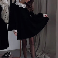 Laden Sie das Bild in den Galerie-Viewer, Lässiges Patchwork-Kleid mit Polka Dot-Rüschen