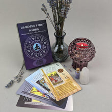 Laden Sie das Bild in den Galerie-Viewer, Tarotkarten-Deck mit den dazugehörigen Bedeutungen lernen