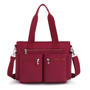 Lässige Tragetasche mit mehreren Taschen