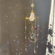 Laden Sie das Bild in den Galerie-Viewer, Regenbogen Kristall Windspiel