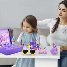 Laden Sie das Bild in den Galerie-Viewer, Blindschachteln für Weihnachtsgeschenke