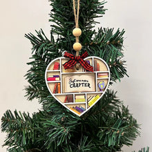Laden Sie das Bild in den Galerie-Viewer, Hübsches Bücherregal als Christbaumschmuck