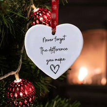 Laden Sie das Bild in den Galerie-Viewer, Acrylanhänger zum Valentinstag/Weihnachten