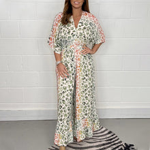 Laden Sie das Bild in den Galerie-Viewer, Geometrischer Multidruck V-Ausschnitt Kimono Jumpsuits