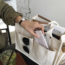 Laden Sie das Bild in den Galerie-Viewer, Handtasche mit mehreren Fächern