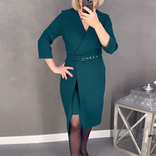 Laden Sie das Bild in den Galerie-Viewer, Kleid mit halblangen Ärmeln, gekreuztem V-Ausschnitt und Temperament und Gürtel