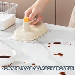 Reinigungsbürste mit Griff