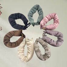 Laden Sie das Bild in den Galerie-Viewer, Artefakt der großen Welle des lockigen Haares