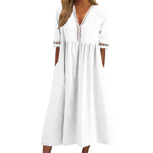 Laden Sie das Bild in den Galerie-Viewer, Taillenbetontes Spitzenkleid mit V-Ausschnitt