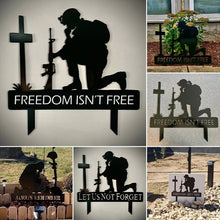 Laden Sie das Bild in den Galerie-Viewer, Gedenkstätte Soldier&#39;s Dekoration im Freien