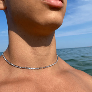 Schlichte elegante Diamantkette