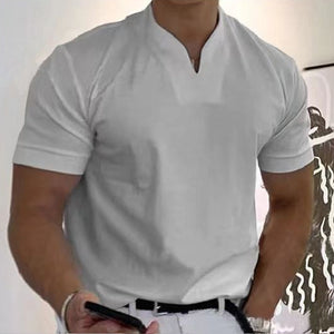 Sportliches Kurzarm-T-Shirt mit V-Ausschnitt