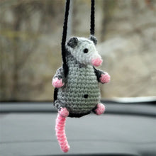 Laden Sie das Bild in den Galerie-Viewer, Possum Auto Charm