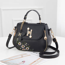 Laden Sie das Bild in den Galerie-Viewer, Modische Bestickte Bucket Bag